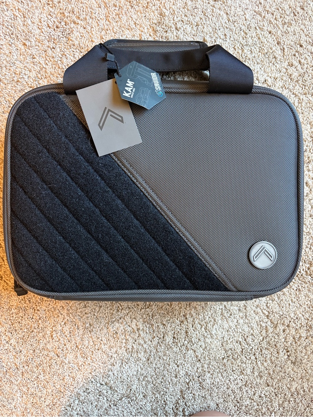 Black and Gray Men's Pistol Carry Case